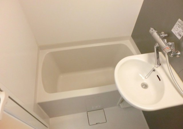 バス・シャワールーム　浴室