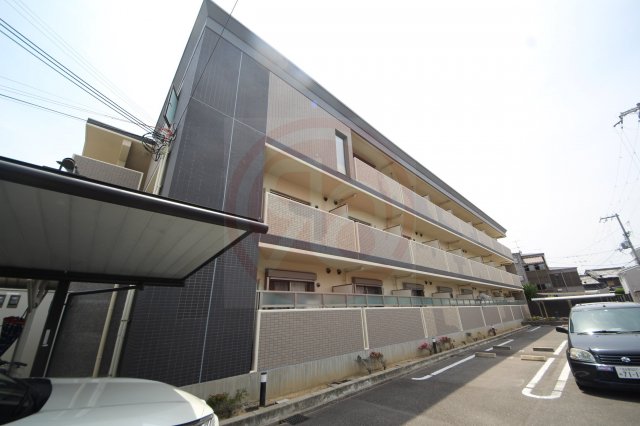 建物外観　外観は落ち着いています