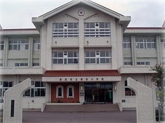 小学校　周布小学校（小学校）まで1100m