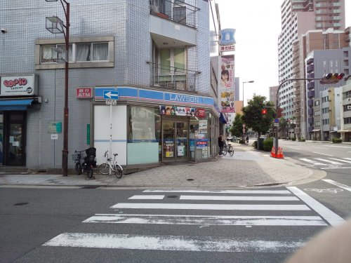 コンビニ　ローソン 日本橋四丁目店（コンビニ）まで296m