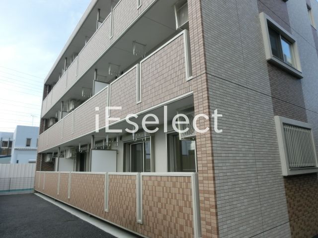 建物外観　建物反対側です。
