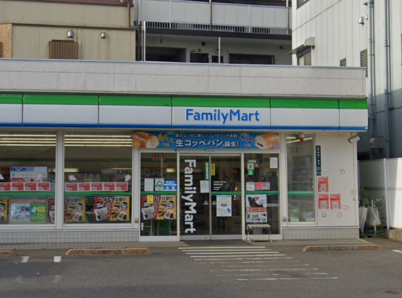 その他　ファミリーマート 板橋西台店まで224ｍ
