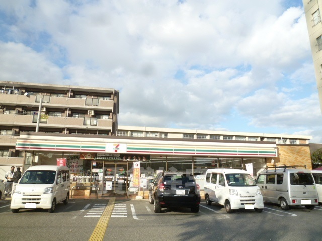 コンビニ　セブンイレブン　尼崎南武庫之荘4丁目店（コンビニ）まで392m