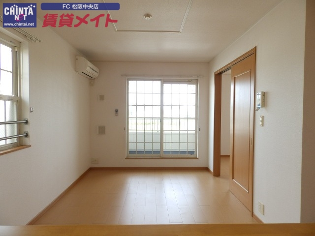 居室・リビング　同型別部屋参考写真です