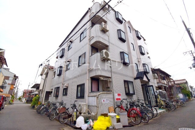 建物外観　外観写真（昼）