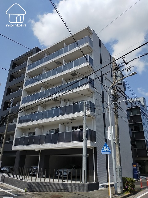 建物外観　築浅の綺麗な物件です