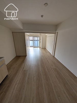 その他　間仕切りを開けると開放感があります（他のお部屋の写真です）