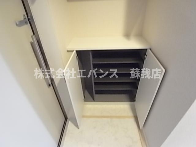 玄関　落ち着いた玄関です