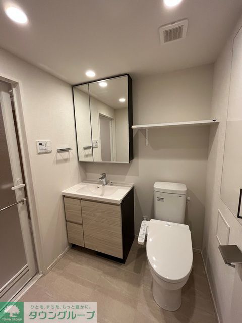 トイレ　※写真は同タイプ住戸です。