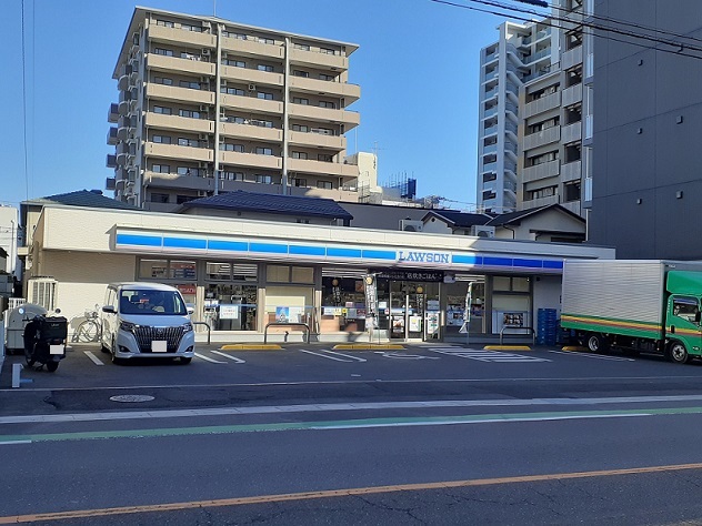 コンビニ　ローソン　さいたま浦和常盤店（コンビニ）まで400m