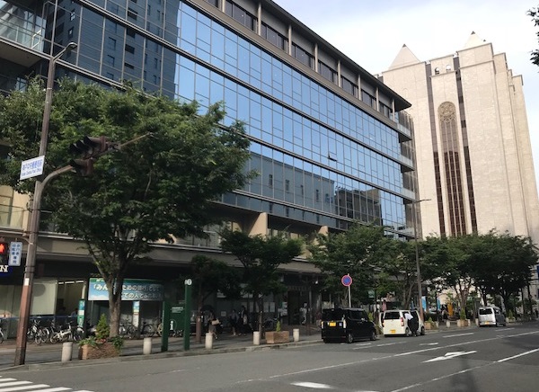 郵便局　神戸中央郵便局（郵便局）まで211m