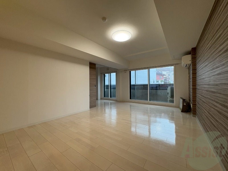 居室・リビング　広くてキレイなお部屋が広がっていて、充実した生活が送れそう。
