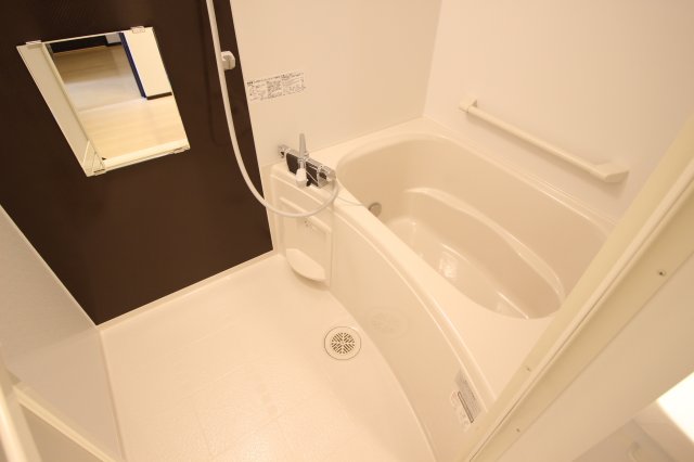 レオネクストみやびIIIの風呂写真