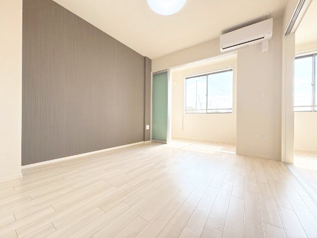 居室・リビング　リビング