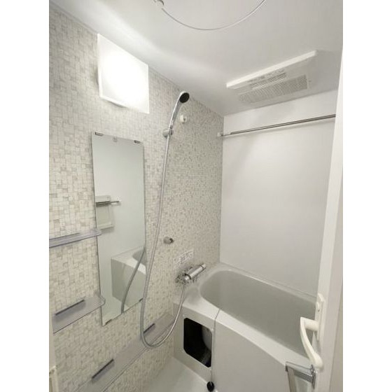 SHOKEN Residence横浜生麦IIの風呂写真