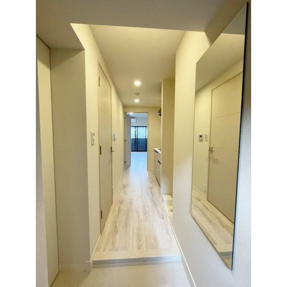 SHOKEN Residence横浜生麦IIの玄関写真