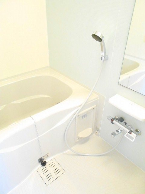 エアリー カーサの風呂写真