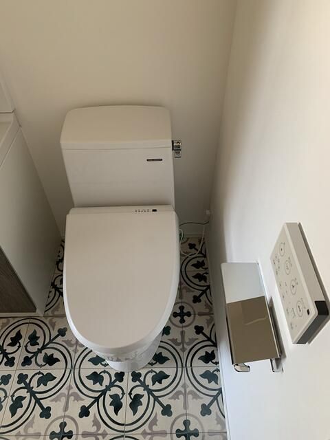 京王線 代田橋駅 徒歩9分 2階建 築1年のトイレ写真