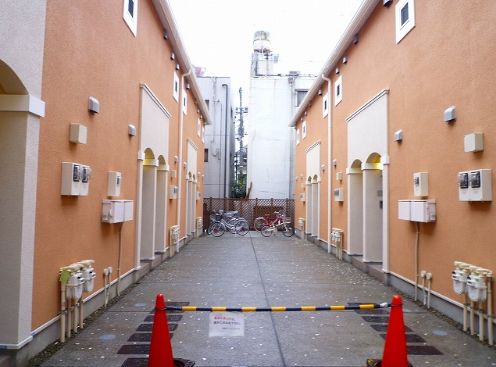 ロビー　弊社は都内全域の物件をご紹介可能です！
