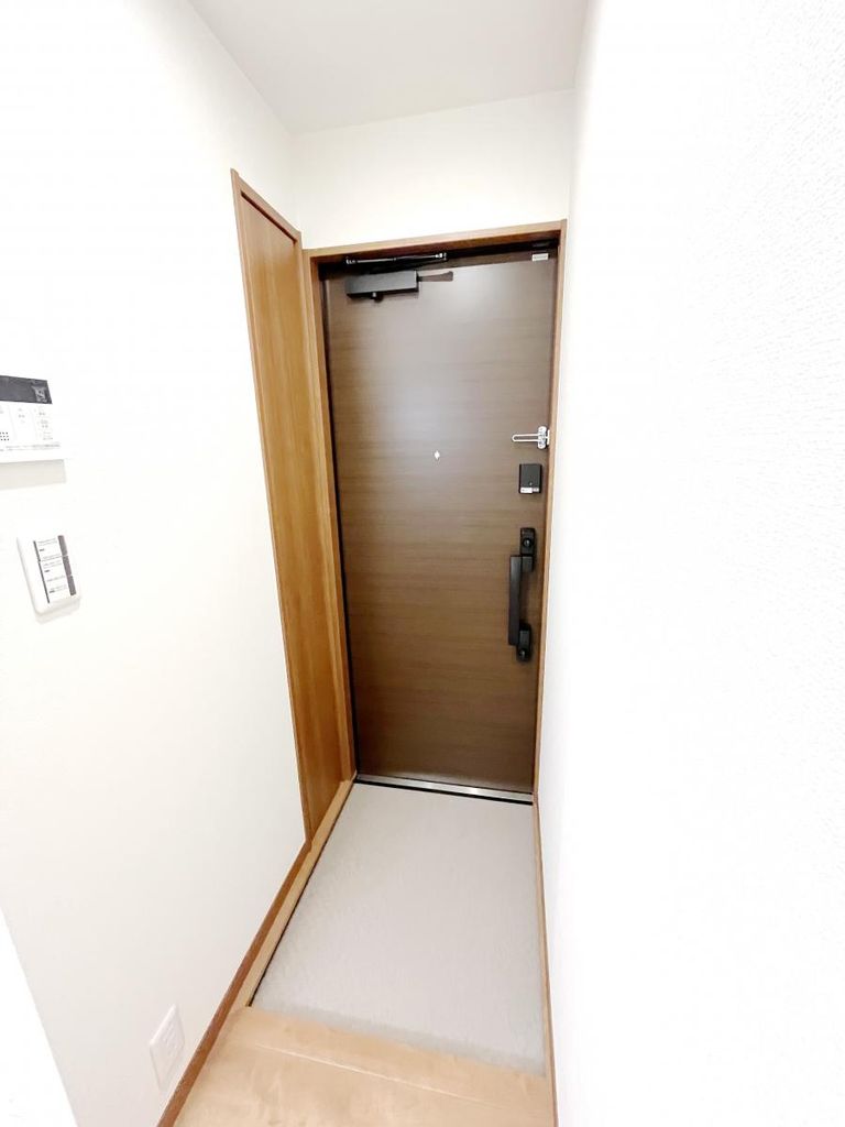 玄関　★お部屋探しはタウンハウジング稲田堤店まで★