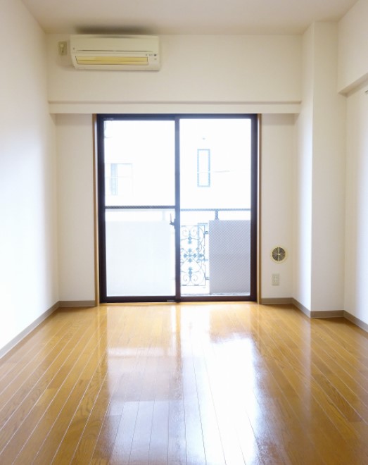 居室・リビング　お部屋はこちら