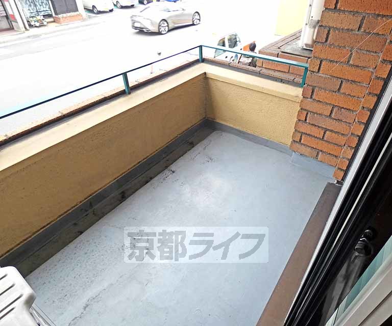 【京都市左京区岡崎徳成町のマンションのバルコニー】