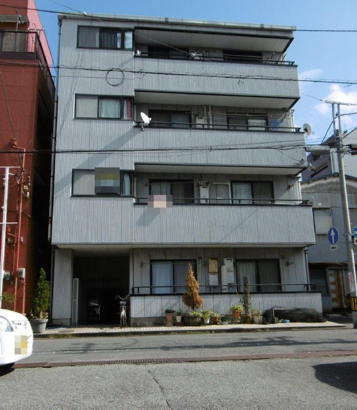 【メゾン新宿町の建物外観】