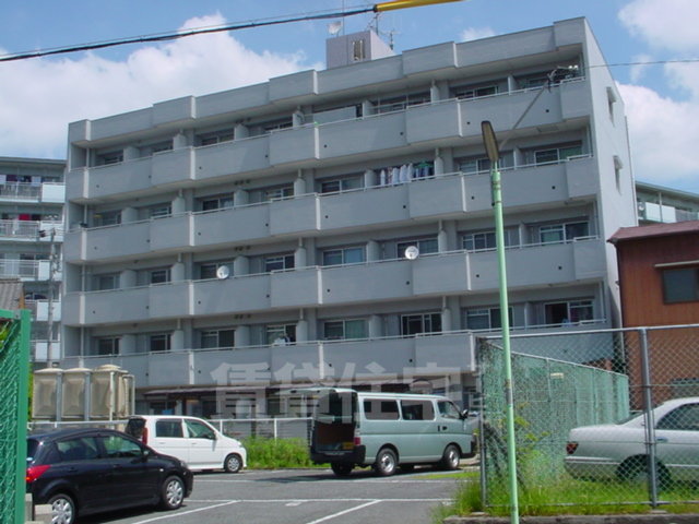 名古屋市南区戸部下のマンションの建物外観