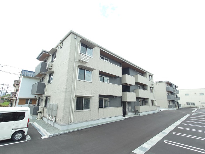 【D-residence川口Aの建物外観】