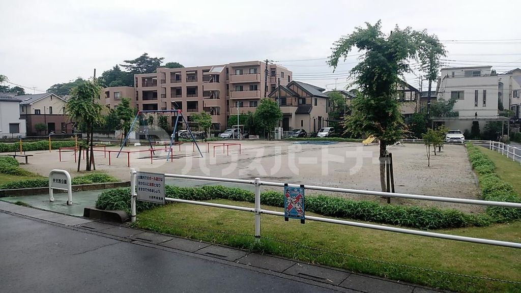 【さいたま市北区植竹町のマンションの公園】