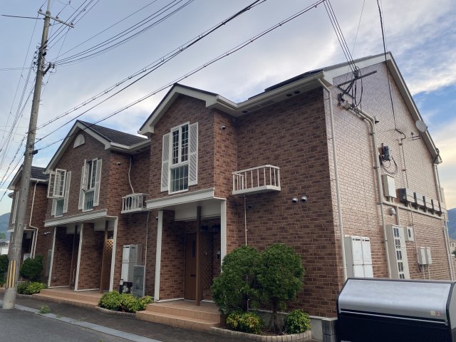 赤穂郡上郡町井上のアパートの建物外観