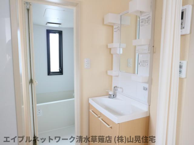 【静岡市清水区草薙のマンションの洗面設備】