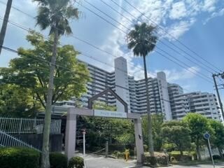 神戸市垂水区青山台のマンションの建物外観