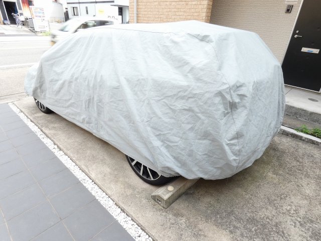 【Grandtic Luce志賀本通の駐車場】