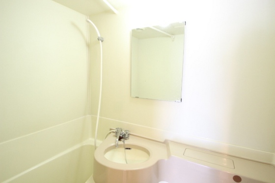 洗面設備　※別部屋の写真です