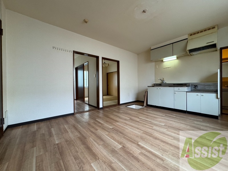 居室・リビング　広くてキレイなお部屋が広がっていて、充実した生活が送れそう。