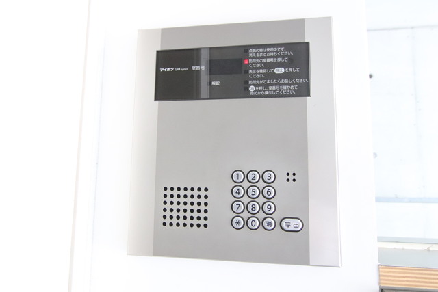 セキュリティ　◇オートロック◇※００１号室は対象外