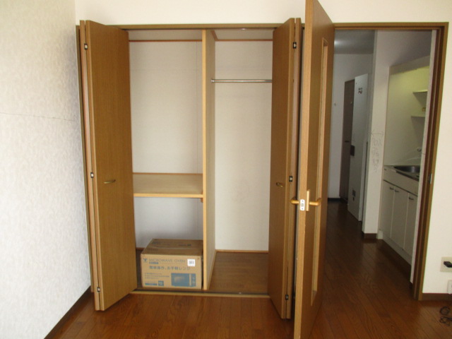 居室・リビング　ネット無料！オール電化！ＲＣ造！