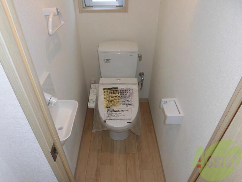 トイレ　温水便座付き