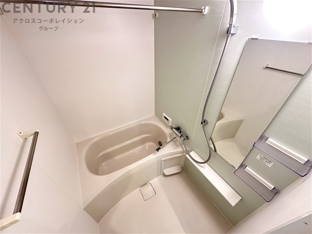 バス・シャワールーム　シンプルで機能的なユニットバスです！