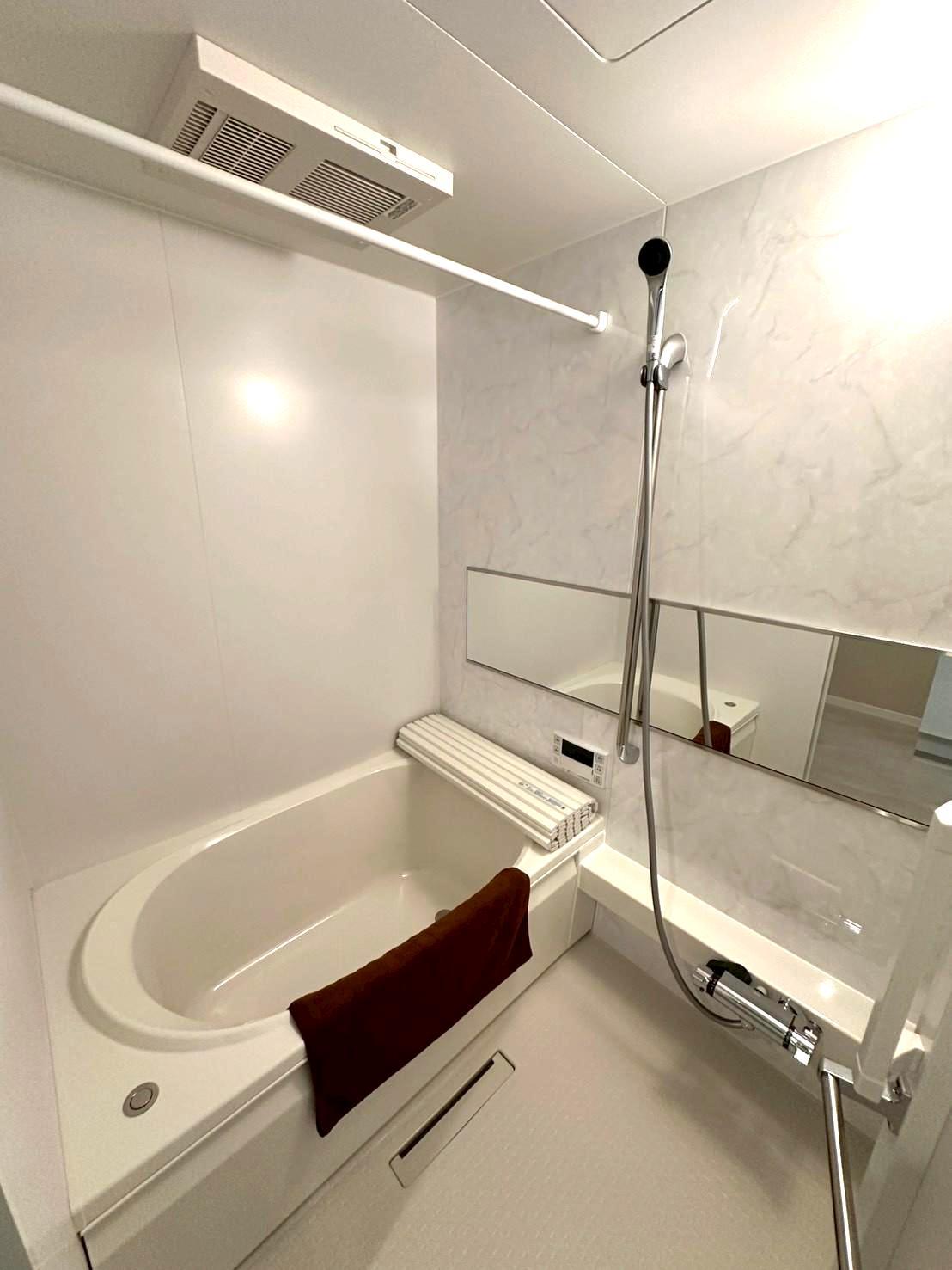 バス・シャワールーム　バス