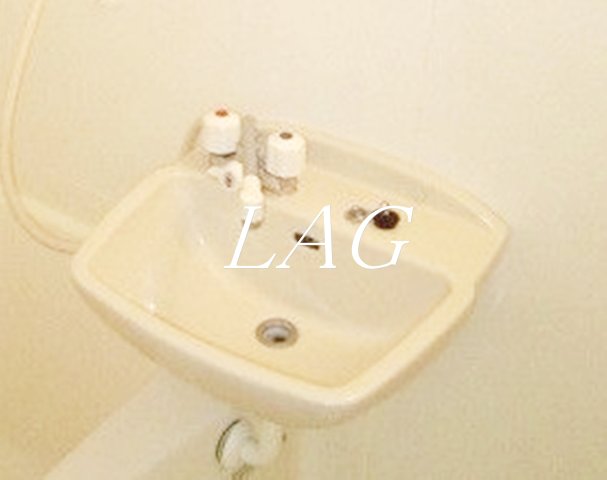 洗面設備　洗面台です。