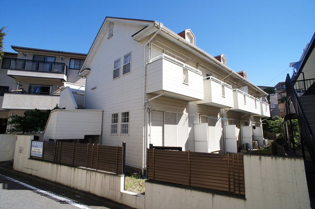 建物外観　２階　角部屋