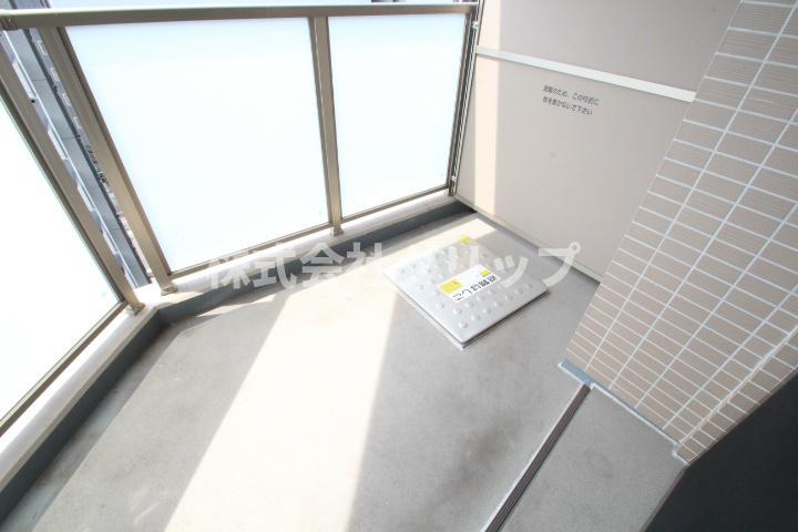 バルコニー　広々ベランダ