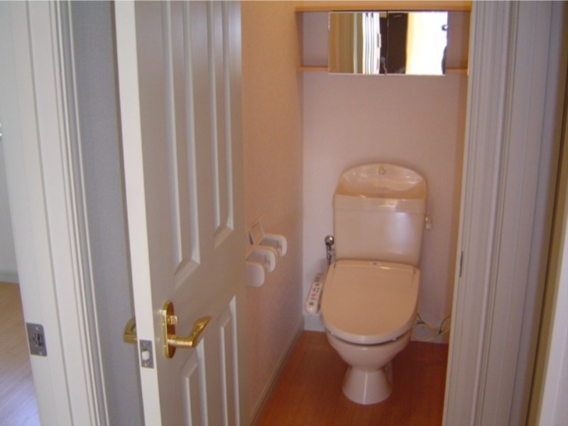 トイレ　図面と現状に相違がある場合には現状を優先