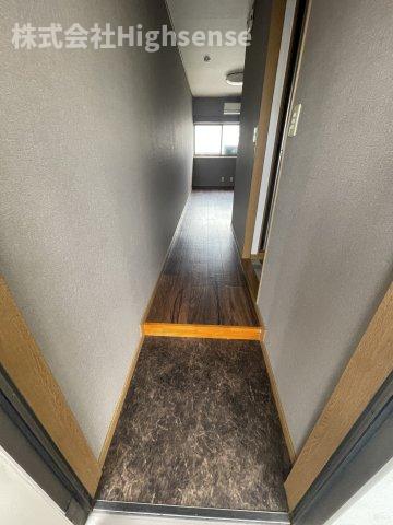 玄関　収納もある玄関です