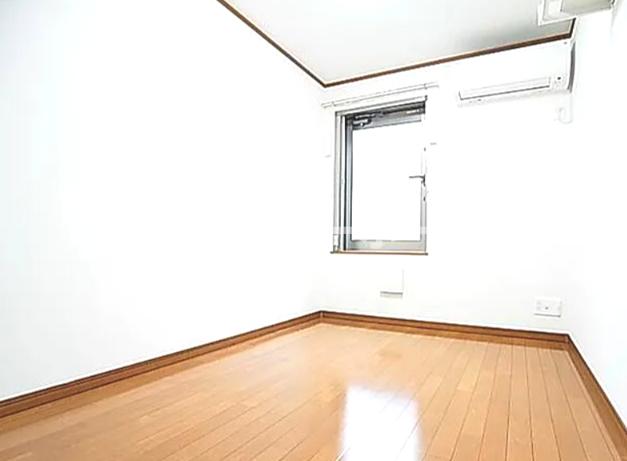 居室・リビング　※別部屋参照写真となります。