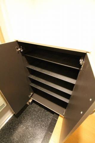 玄関　明るいお部屋
