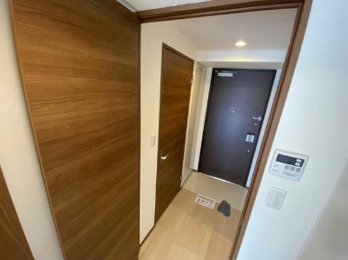 玄関　落ち着いた玄関です