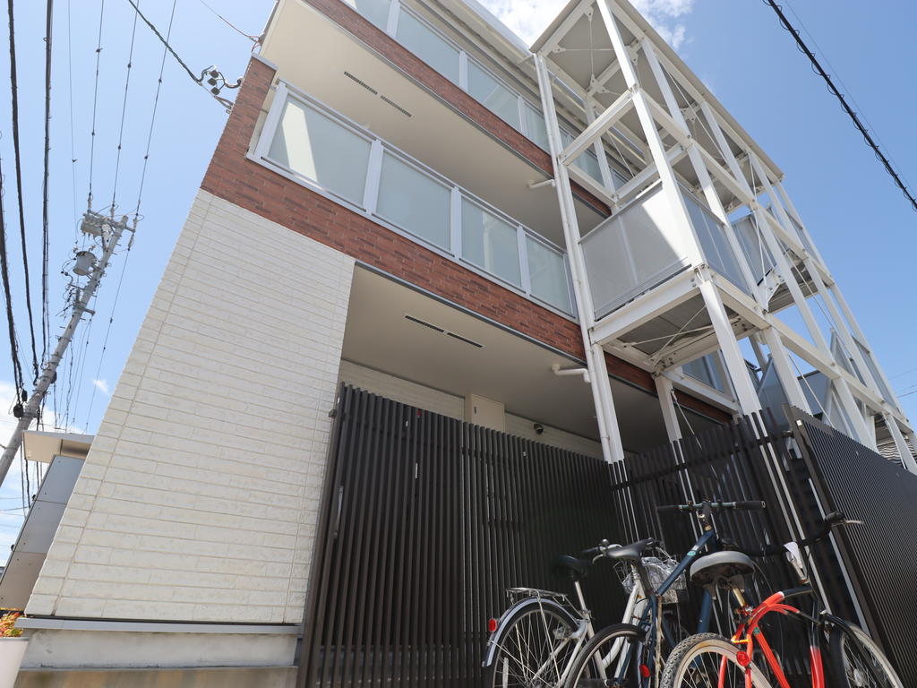 建物外観　おしゃれな建物